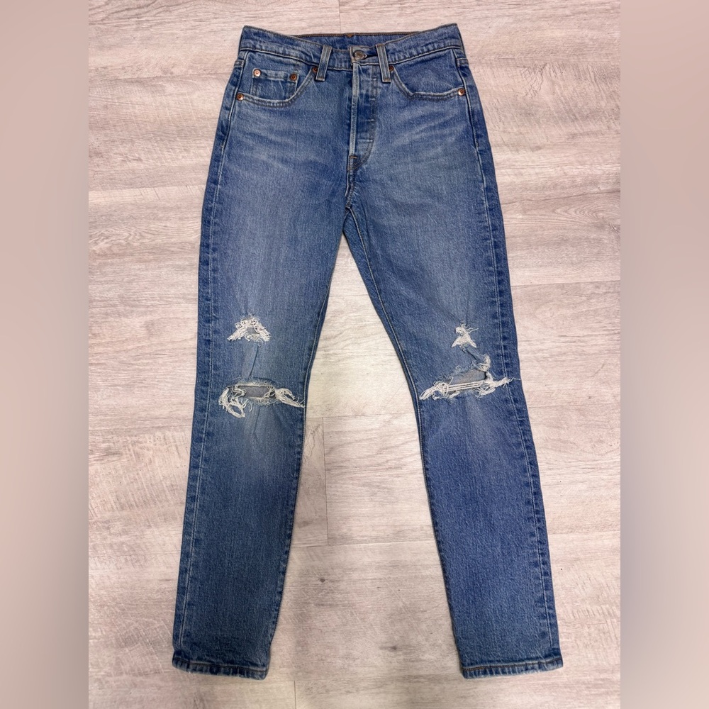 Levi 501 Skinny Size 24